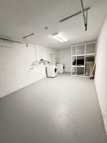 311 SW 79th Terrace, North Lauderdale, FL 33068