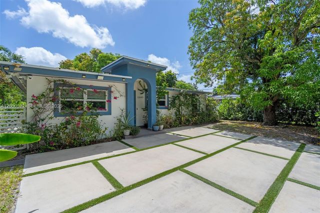 12685 NW Miami Ct, North Miami, FL 33168