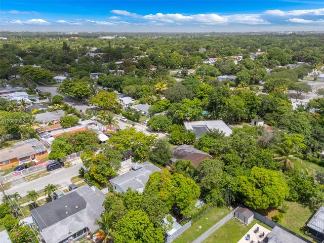 12685 NW Miami Ct, North Miami, FL 33168