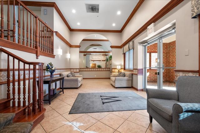 400 S Northwest Highway 301B, Park Ridge, IL 60068