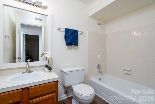 7309 Winery Lane, Charlotte, NC 28227