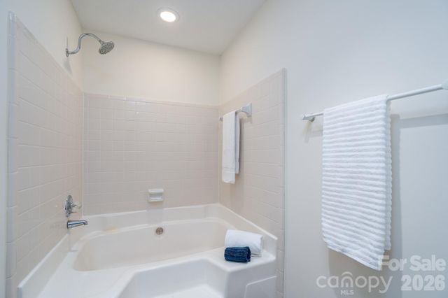 7309 Winery Lane, Charlotte, NC 28227