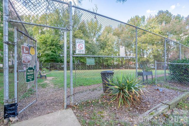 7309 Winery Lane, Charlotte, NC 28227