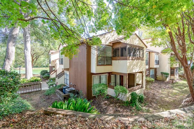 7309 Winery Lane, Charlotte, NC 28227