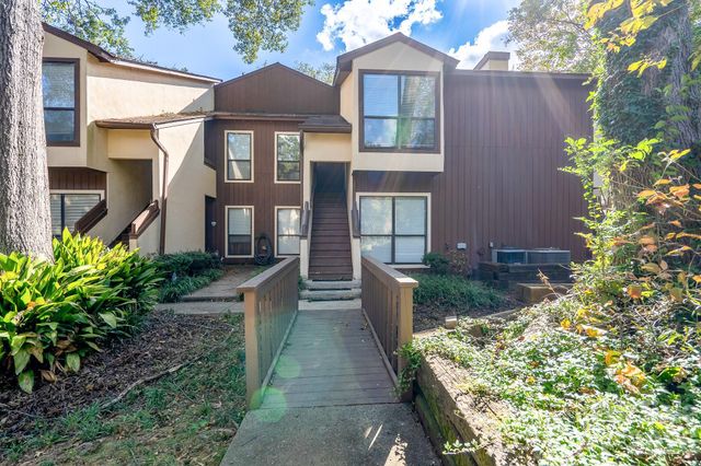 7309 Winery Lane, Charlotte, NC 28227