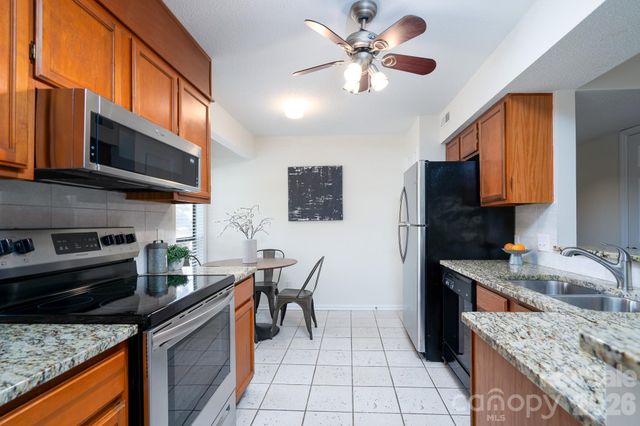 7309 Winery Lane, Charlotte, NC 28227