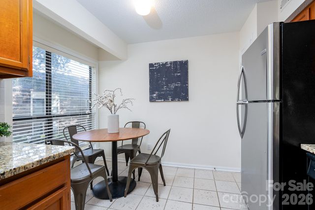 7309 Winery Lane, Charlotte, NC 28227