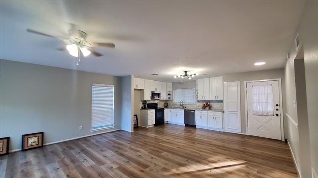 14419 Cypress Leaf Drive, Cypress, TX 77429