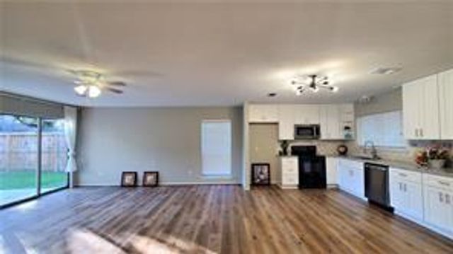 14419 Cypress Leaf Drive, Cypress, TX 77429