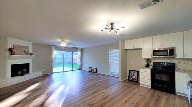 14419 Cypress Leaf Drive, Cypress, TX 77429
