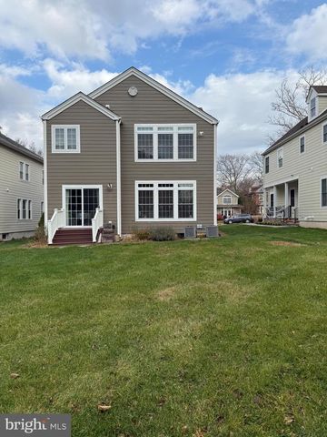 10 HARRIS RD, Princeton, NJ 08540