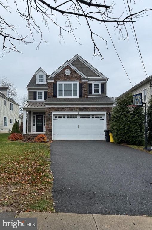 10 HARRIS RD, Princeton, NJ 08540