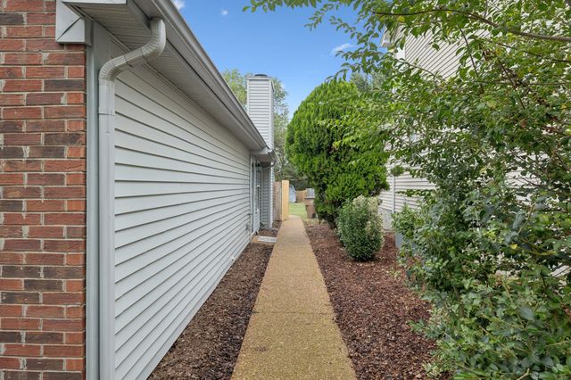 2909 Delta Queen Dr, Nashville, TN 37214