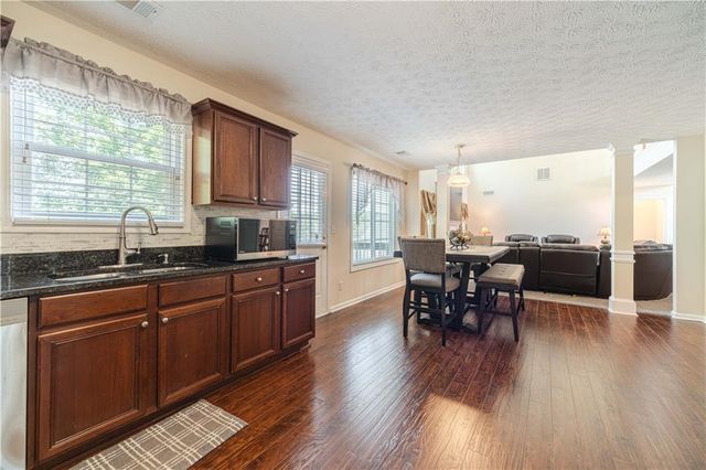 1231 Hogan Ridge Drive, Grayson, GA 30017