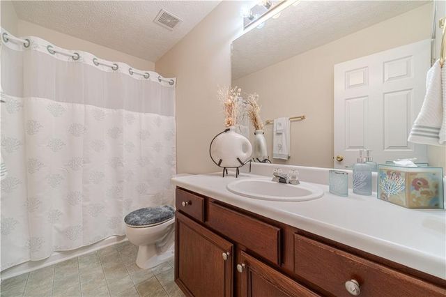 1231 Hogan Ridge Drive, Grayson, GA 30017
