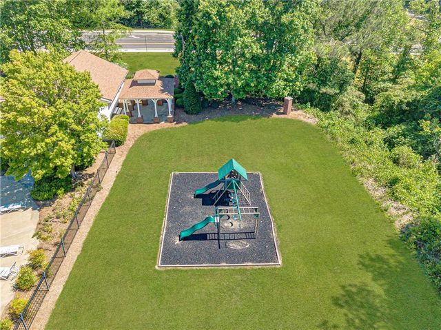 1231 Hogan Ridge Drive, Grayson, GA 30017