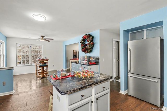 7843 Briarbrook Drive, Ypsilanti, MI 48197