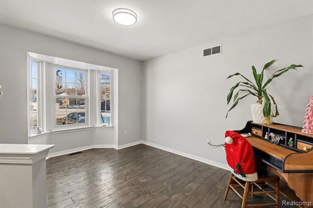 7843 Briarbrook Drive, Ypsilanti, MI 48197