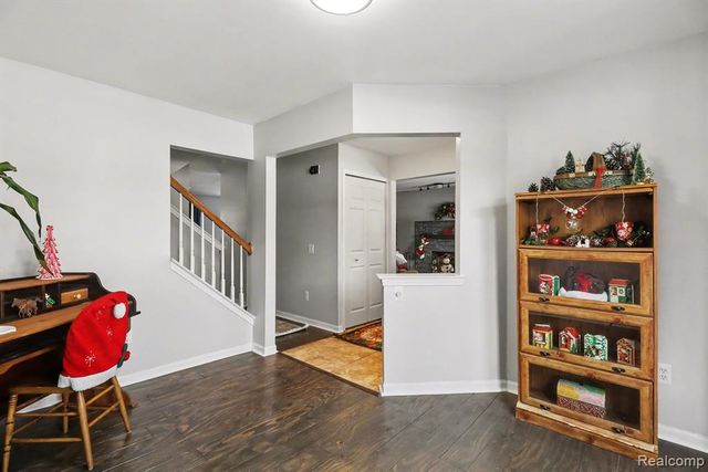 7843 Briarbrook Drive, Ypsilanti, MI 48197