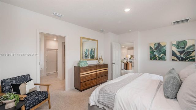 106 SE 23rd Pl, Cape Coral, FL 33990