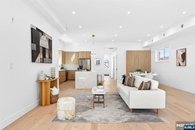 312 11th Street 2, Union City, NJ 07087