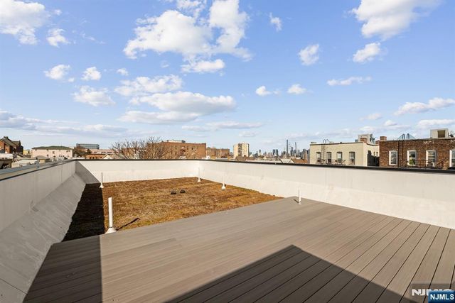 312 11th Street 2, Union City, NJ 07087