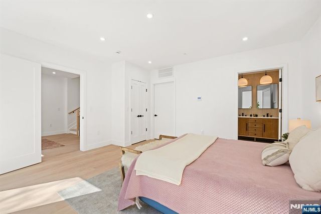 312 11th Street 2, Union City, NJ 07087