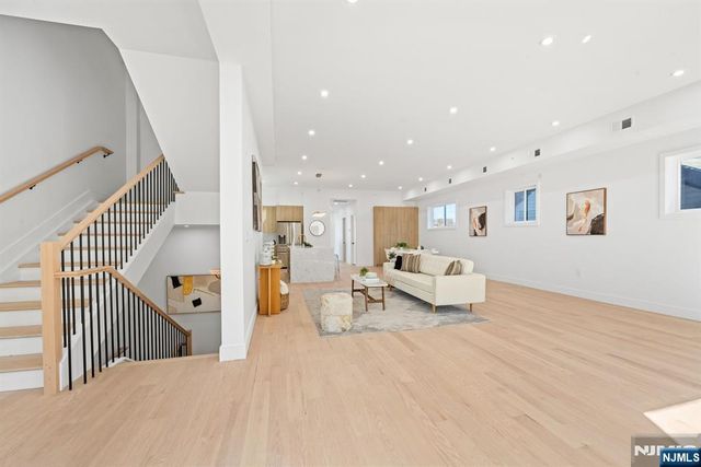 312 11th Street 2, Union City, NJ 07087