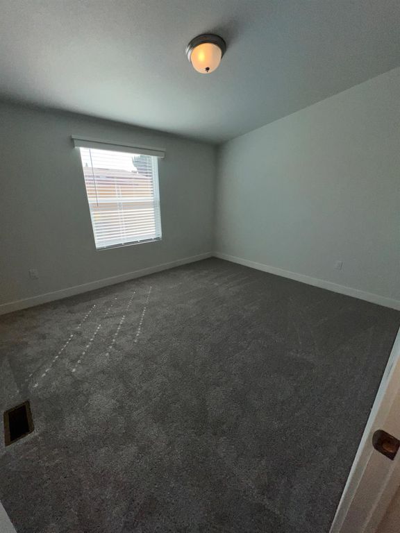 Image 14 of property listing at 2706 W Ashlan Avenue # 299, Fresno, CA 93705
