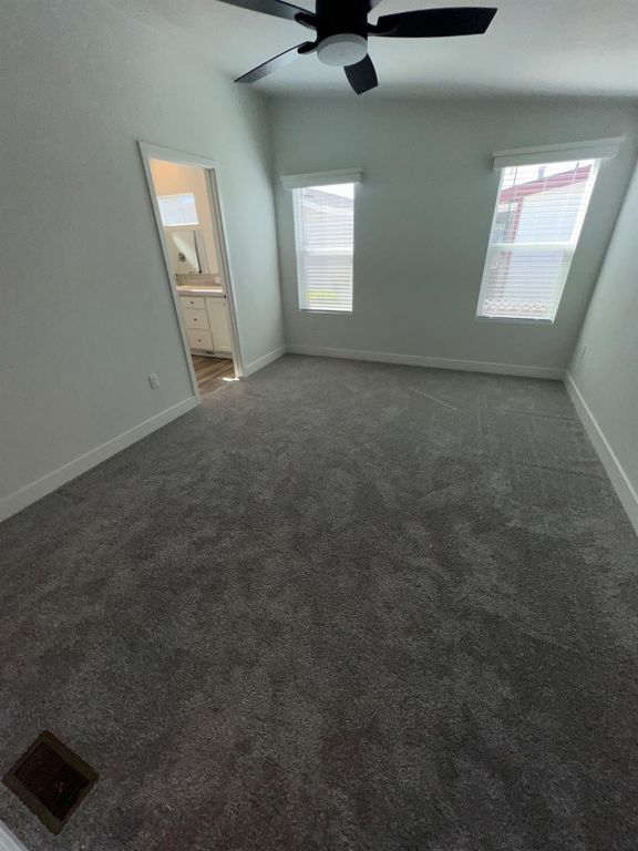 Image 17 of property listing at 2706 W Ashlan Avenue # 299, Fresno, CA 93705