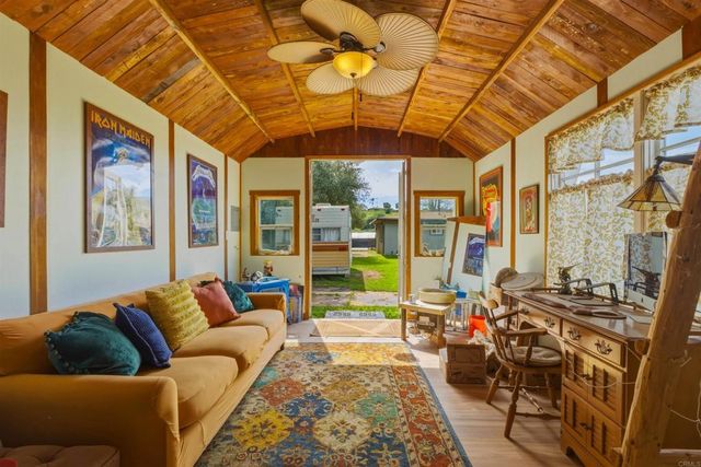 442 Cassou Rd, San Marcos, CA 92069