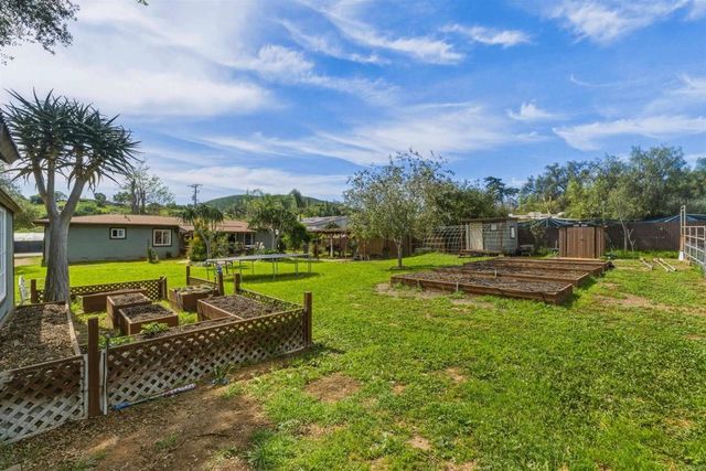 442 Cassou Rd, San Marcos, CA 92069