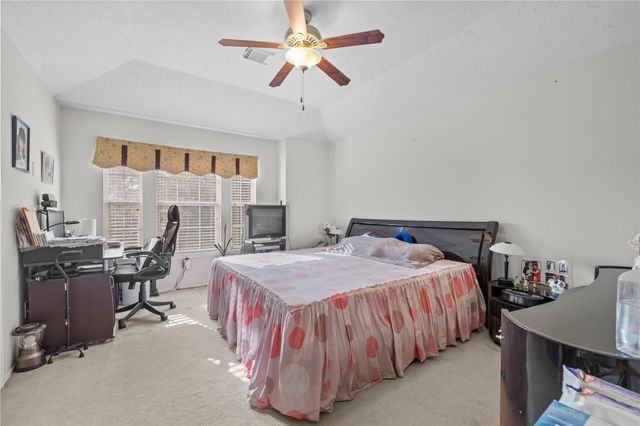 7611 Clarendon Bend Lane, Richmond, TX 77407