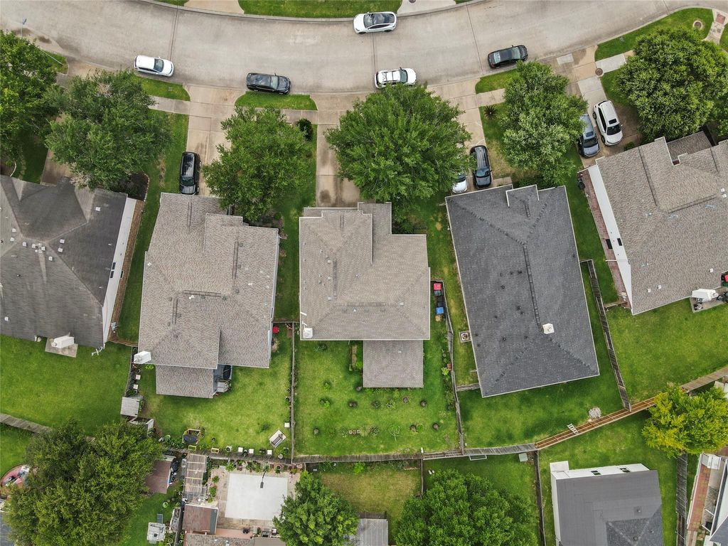 7611 Clarendon Bend Lane, Richmond, TX 77407