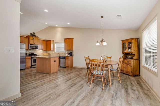 5570 Glenn Ivey Drive, Cumming, GA 30028