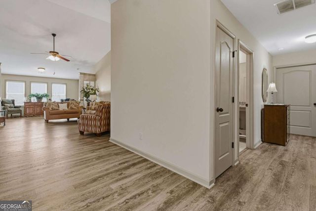 5570 Glenn Ivey Drive, Cumming, GA 30028