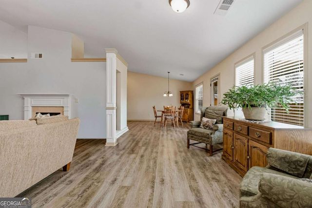 5570 Glenn Ivey Drive, Cumming, GA 30028