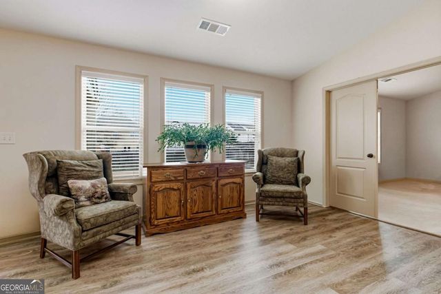 5570 Glenn Ivey Drive, Cumming, GA 30028