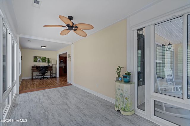 208 NE 52nd Street, Oak Island, NC 28465