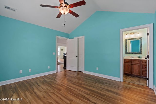 208 NE 52nd Street, Oak Island, NC 28465