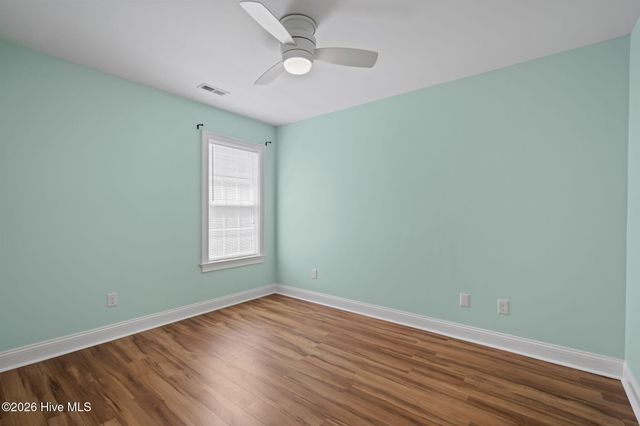 208 NE 52nd Street, Oak Island, NC 28465