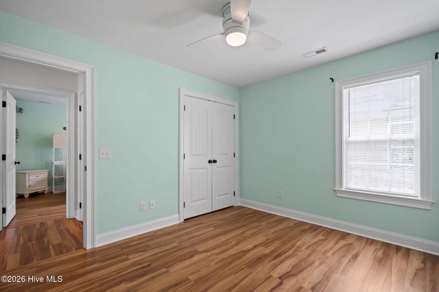 208 NE 52nd Street, Oak Island, NC 28465