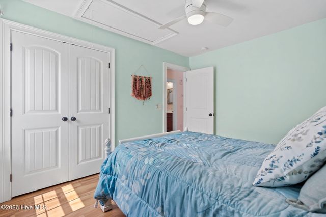 208 NE 52nd Street, Oak Island, NC 28465