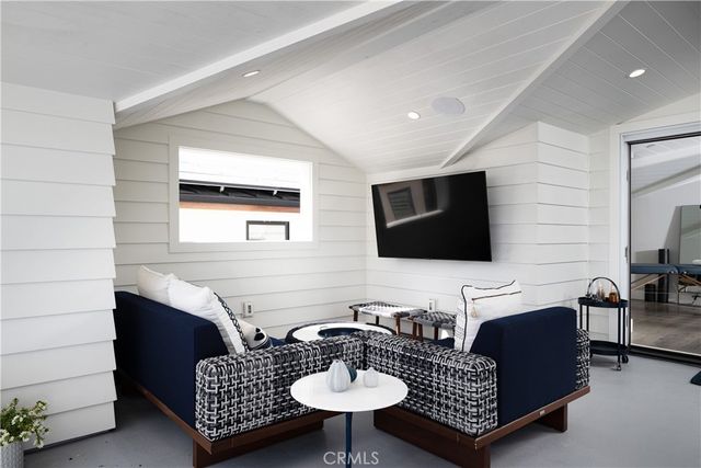 121 41st Street, Newport Beach, CA 92663