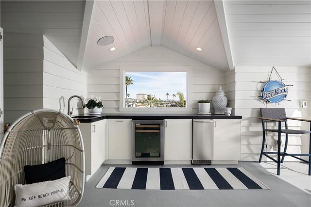 121 41st Street, Newport Beach, CA 92663