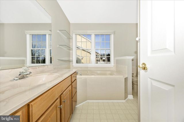 2012 CHAPEL CT, Frederick, MD 21702