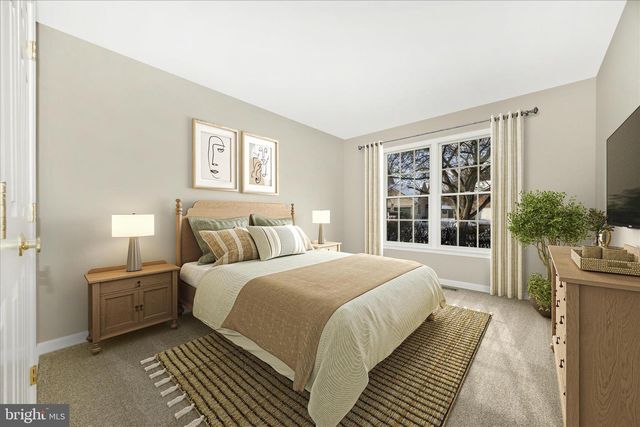 2012 CHAPEL CT, Frederick, MD 21702