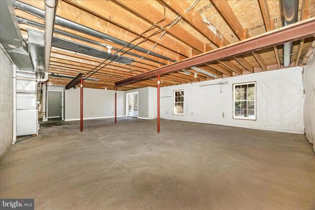 2012 CHAPEL CT, Frederick, MD 21702