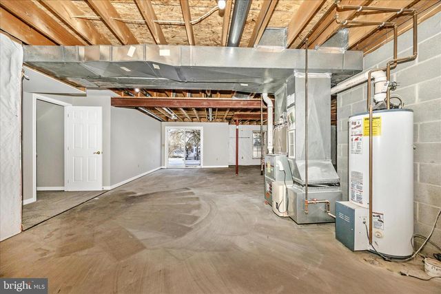 2012 CHAPEL CT, Frederick, MD 21702