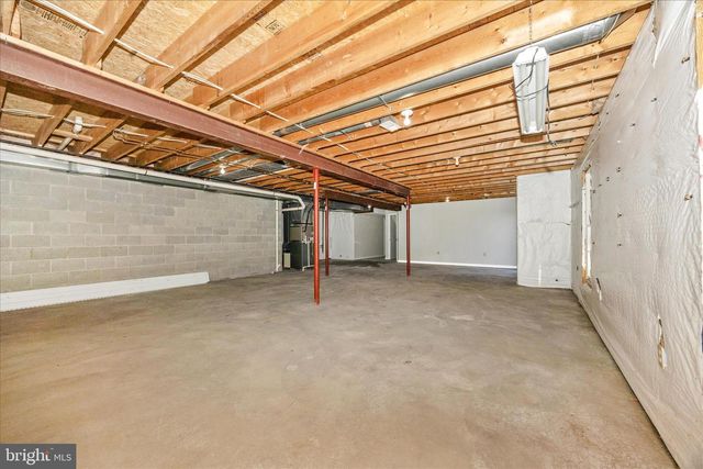 2012 CHAPEL CT, Frederick, MD 21702